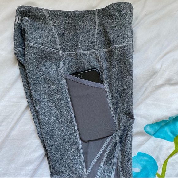 GYMSHARK HIGH WAISTED SLEEK SCULPTURE CROP LEGGING - Picture 8 of 13